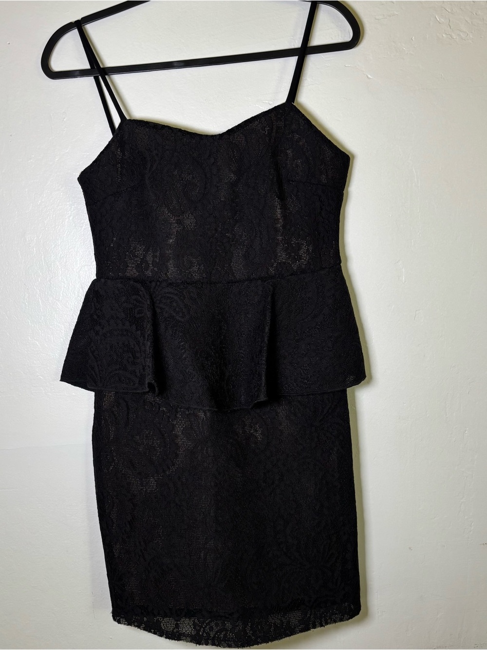 black dresses at charlotte russe | | Charlotte Russe Lace Peplum Spaghetti Strap Dress Size M Or Any Other Imperfections Jacqueline CORINNE – Helsi Color:Scarlet